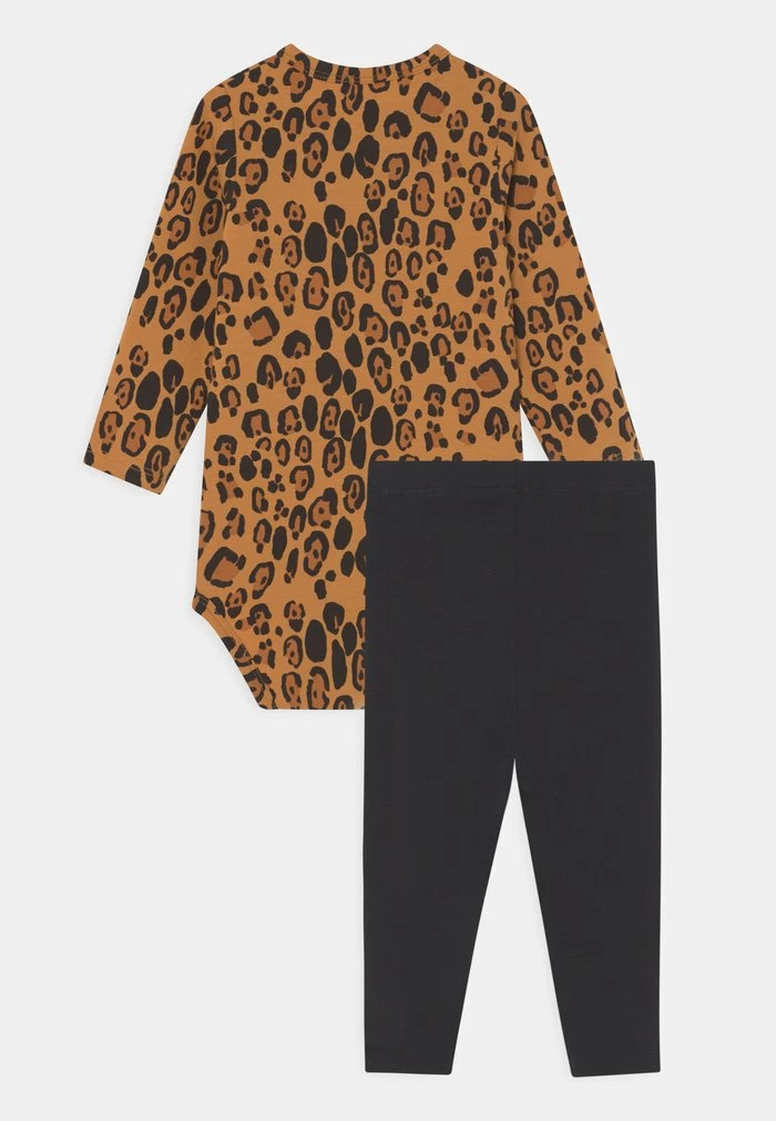 BASIC LEOPARD BODY UNISEX SET - Leggings - Trousers - multi-coloured Mini Rodini BASIC LEOPARD BODY UNISEX SET - Leggings - Trousers - Multi-coloured -Mini Rodini shop 269bfc23856646f49923b7d8ee6f4de3