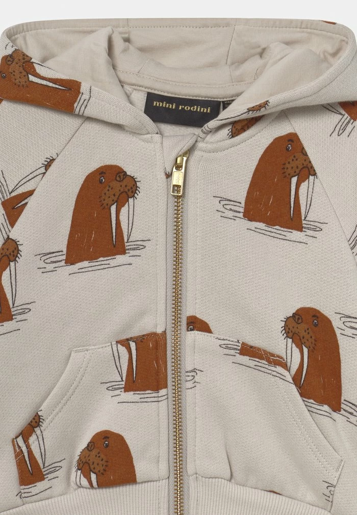 WALRUS ZIP HOODIE UNISEX - Zip-up sweatshirt - grey Mini Rodini WALRUS ZIP HOODIE UNISEX - Zip-up Sweatshirt - Grey -Mini Rodini shop 48bd353ce7f64977a0e5968fee0e55d2