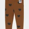 Mini Rodini HEARTS UNISEX - Leggings - Trousers - Brown -Mini Rodini shop ca86456ab2704653859b5258c8a8683f